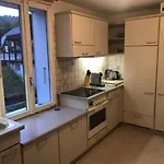 Simple Flat 64m2 Center Private Parking Small Bathroom Apartmán