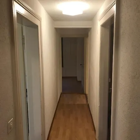 Simple Flat 64m2 Center Private Parking Small Bathroom Apartman