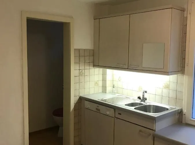 Simple Flat 64m2 Center Private Parking Small Bathroom * Burgdorf